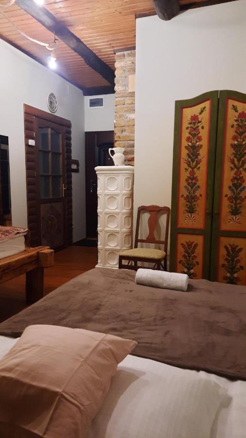 Kontra Szallashely Sándorfalva Εξωτερικό φωτογραφία